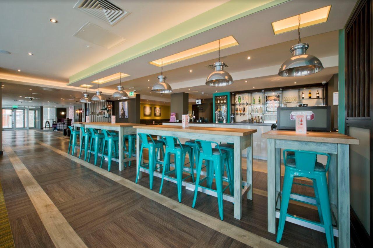 Premier Inn Leeds City Centre Esterno foto